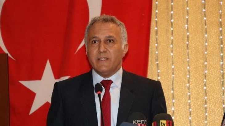 TÜM-İŞ Konfederasyonu başkanı yeniden seçildi